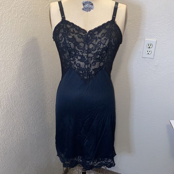 Vintage 60s Lorraine Black Nightgown Or Slip Size 34 Nylon Lace - Picture 1 of 9